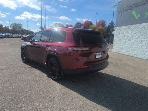 Used 2021 Jeep Grand Cherokee L Altitude image 3