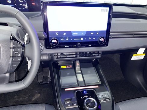 New 2026 Subaru Solterra Premium image 17