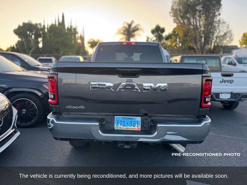 Used 2025 RAM 2500 Big Horn AWD/4WD image 7