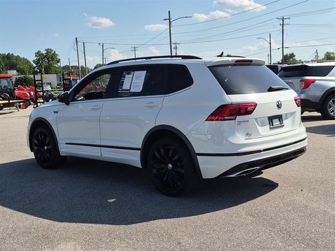 Used 2021 Volkswagen Tiguan SE R-Line FWD image 5