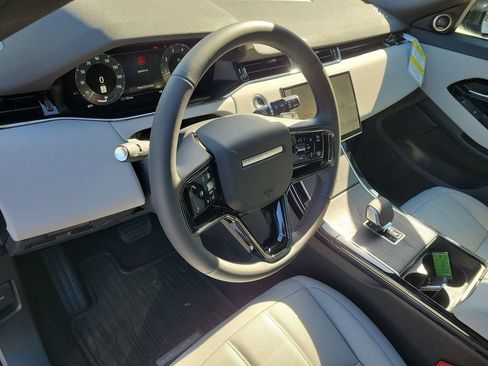 New 2026 Land Rover Range Rover Evoque S AWD/4WD image 25