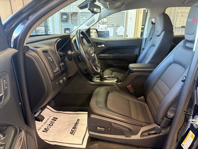 Used 2022 GMC Canyon AT4 AWD/4WD image 11