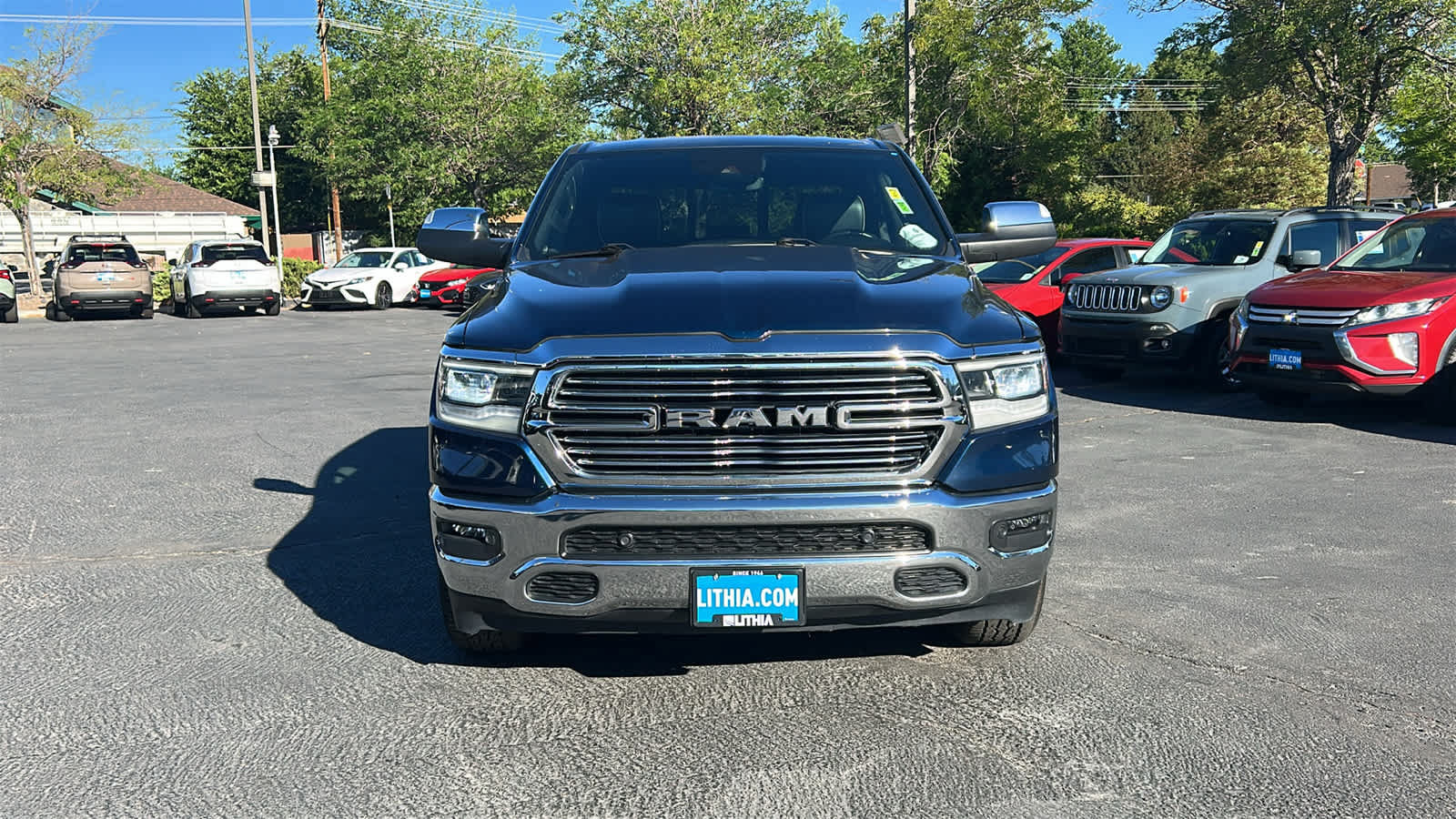 Used 2023 RAM 1500 Laramie AWD/4WD image 2