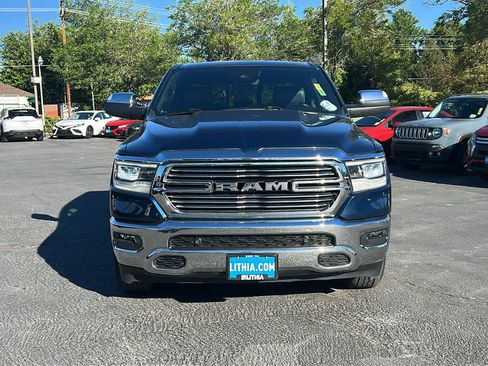 Used 2023 RAM 1500 Laramie AWD/4WD image 2