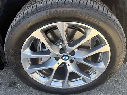 Used 2026 BMW X5 xDrive40i image 15