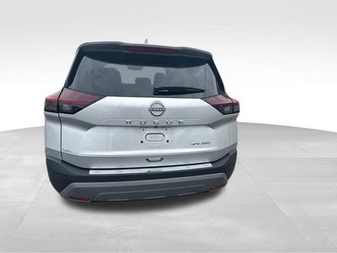 Used 2023 Nissan Rogue SV AWD/4WD image 5