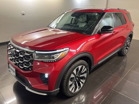 New 2026 Ford Explorer Platinum image 3