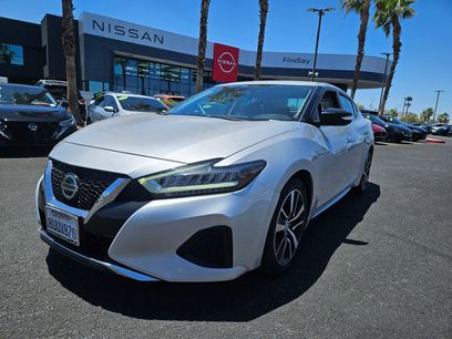 Used 2021 Nissan Maxima 3.5 SV w/ Floor Mat Group