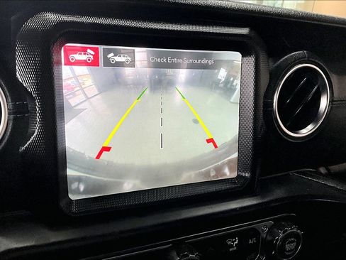 Used 2021 Jeep Wrangler Unlimited Rubicon 4xe w/ Dual Top Group AWD/4WD image 13