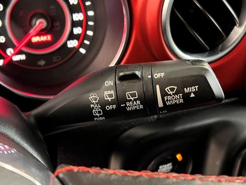 Used 2020 Jeep Wrangler Unlimited Rubicon image 32