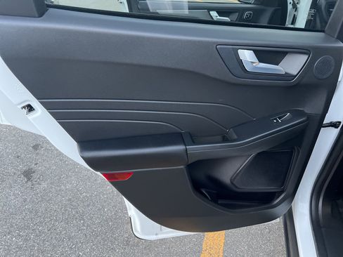 Used 2023 Ford Escape Active w/ Tech Pack #2 image 13