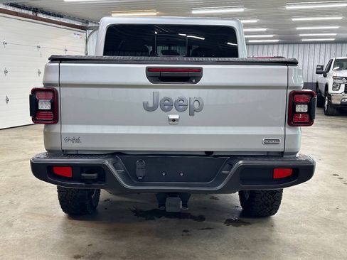 Used 2022 Jeep Gladiator Overland w/ Popular Equipment Package AWD/4WD image 5