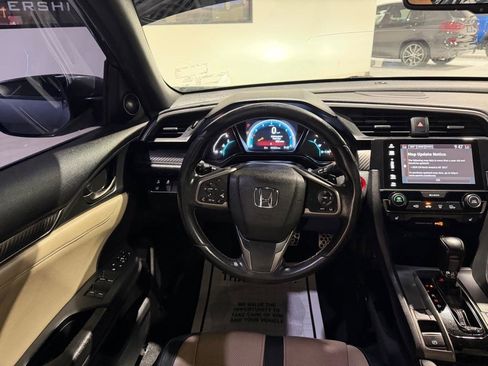 Used 2018 Honda Civic Sport Touring image 30
