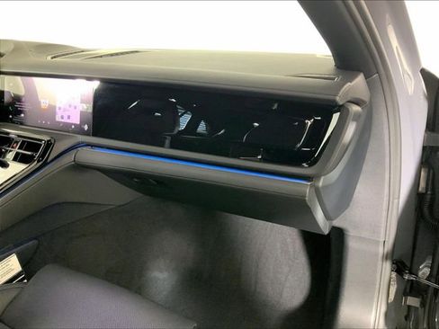 New 2026 Porsche Panamera RWD image 15