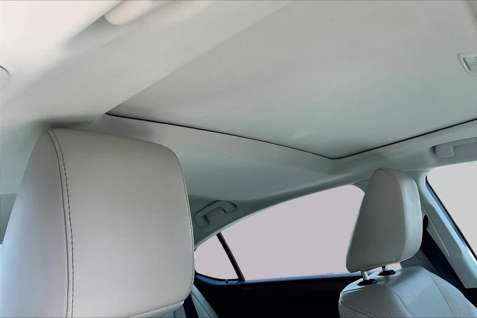 Used 2023 Lexus ES 300h w/ Premium Package FWD image 14