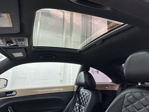 Used 2019 Volkswagen Beetle 2.0T Final Edition SEL image 32