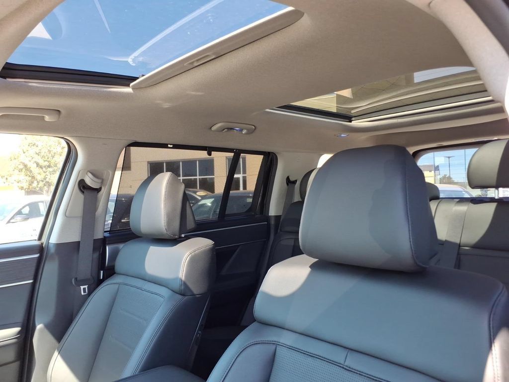 Certified 2026 Hyundai Santa Fe Limited FWD image 16