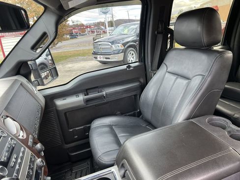 Used 2012 Ford F350 Lariat w/ Chrome Pkg image 5