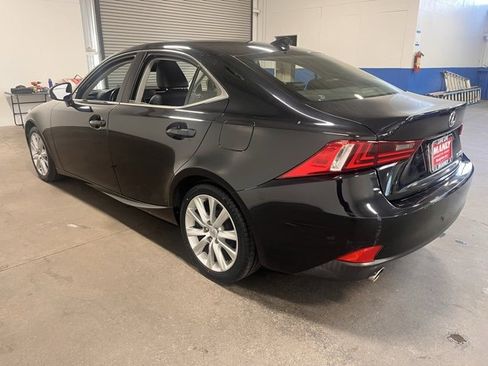 Used 2015 Lexus IS 250 image 3