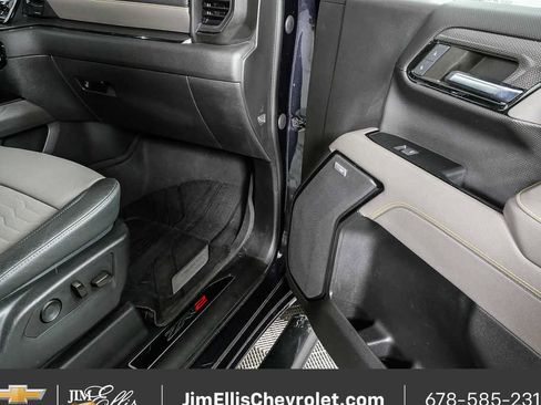 Certified 2023 Chevrolet Silverado 1500 ZR2 w/ Technology Package image 50
