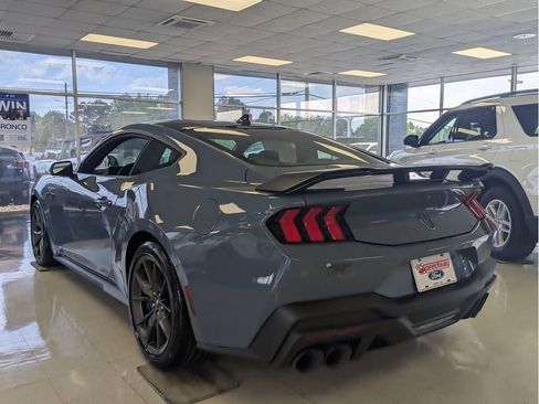 New 2026 Ford Mustang Dark Horse RWD image 9