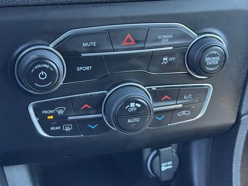 Certified 2017 Dodge Charger R/T w/ Navigation & Travel Group image 25