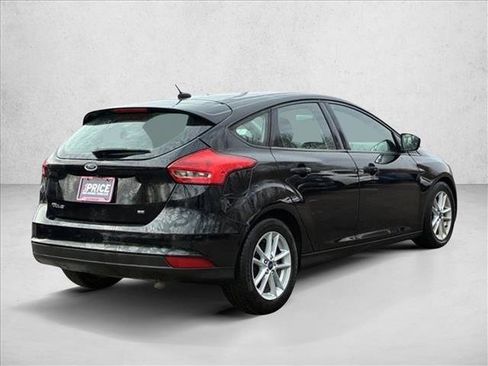 Used 2018 Ford Focus SE image 5