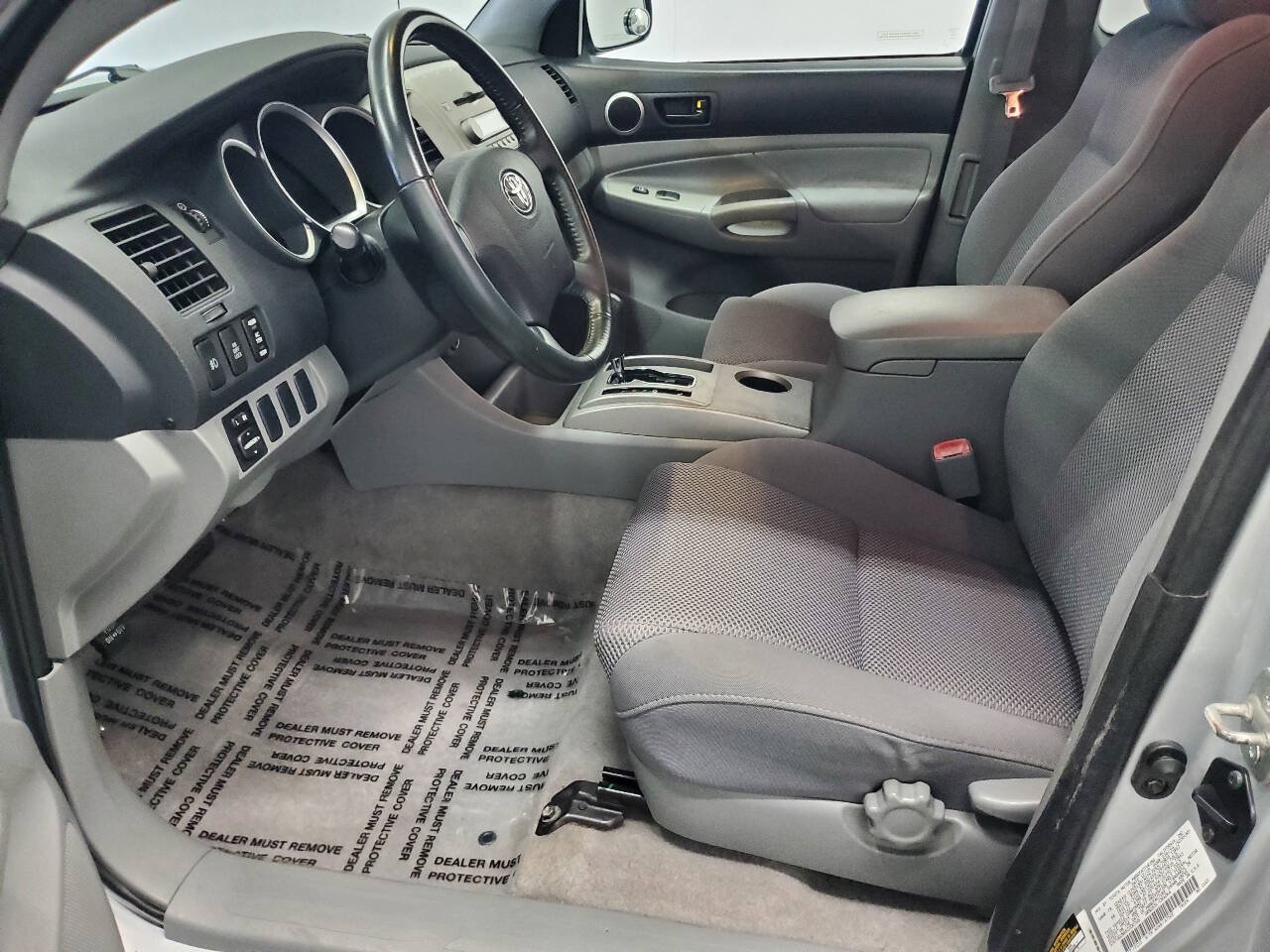 Used 2006 Toyota Tacoma PreRunner RWD image 9