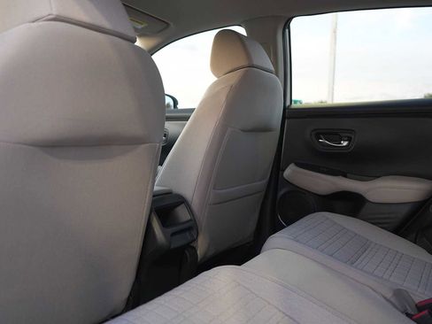 New 2026 Honda HR-V LX image 12