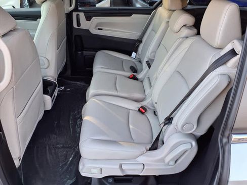 New 2026 Honda Odyssey EX-L image 9