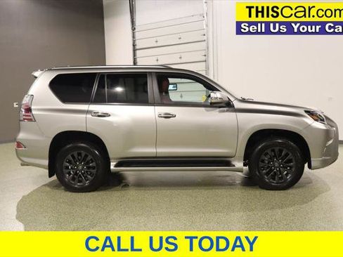 Used 2023 Lexus GX 460 Premium w/ Premium Package AWD/4WD image 9