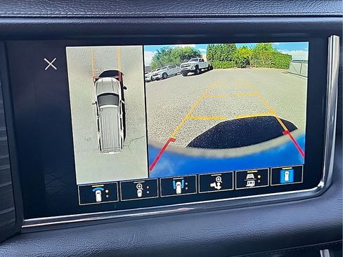 Used 2023 GMC Yukon XL Denali w/ LPO, Floor Liner Package AWD/4WD image 25