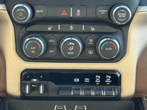 Used 2022 RAM 2500 Laramie w/ Rambox Utility Group AWD/4WD image 38