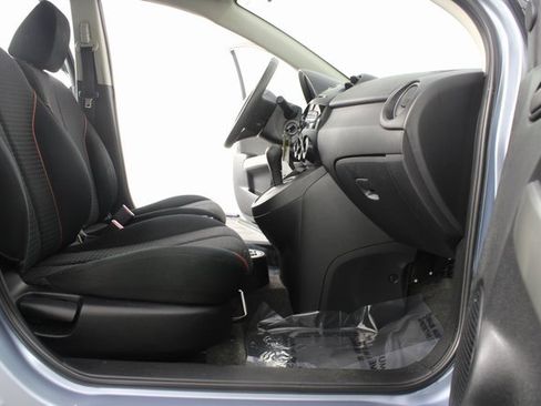 Used 2013 MAZDA MAZDA2 Touring image 17