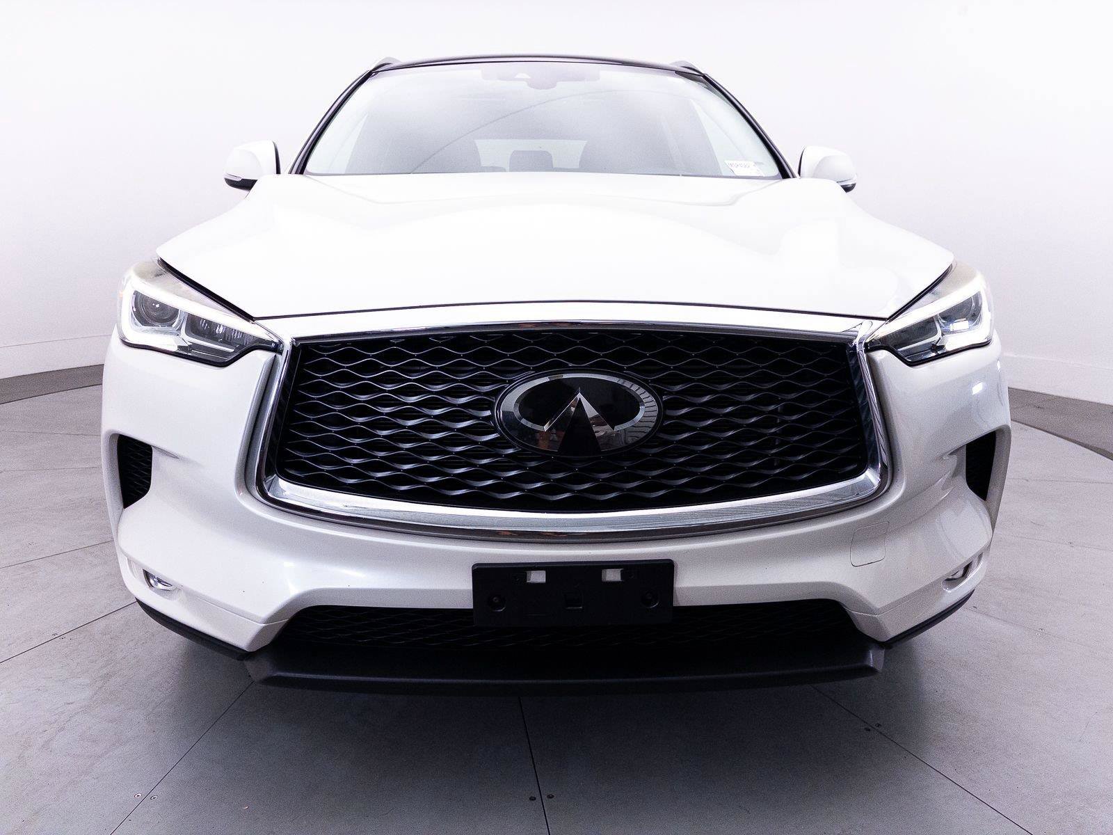 Used 2019 INFINITI QX50 Luxe w/ Cargo Package FWD image 12
