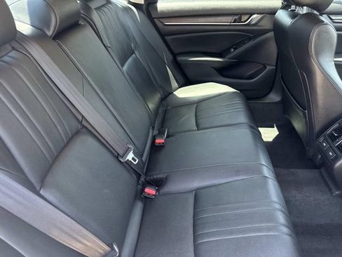 Used 2022 Honda Accord Touring image 33
