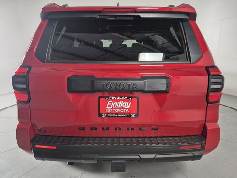 New 2026 Toyota 4Runner SR5 AWD/4WD image 12