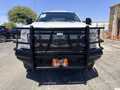 Used 2021 Ford F250 XLT w/ FX4 Off-Road Package AWD/4WD image 8