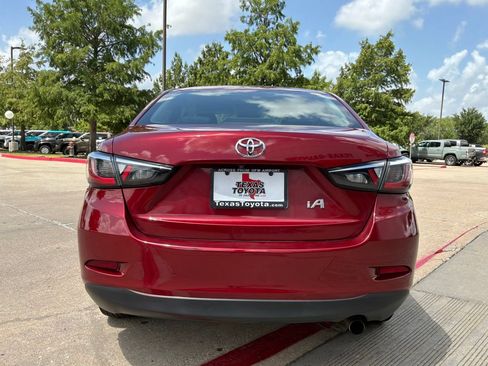 Used 2017 Toyota Yaris iA FWD image 7
