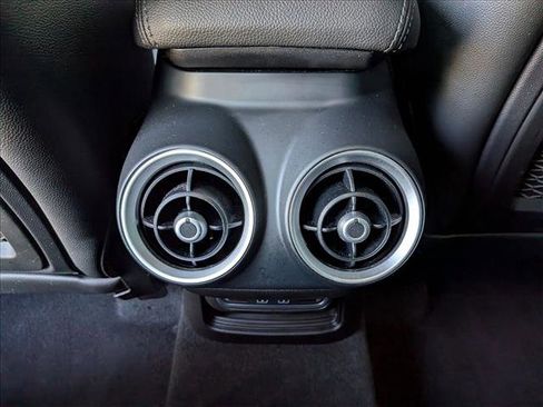 Used 2022 Alfa Romeo Stelvio Sprint image 16