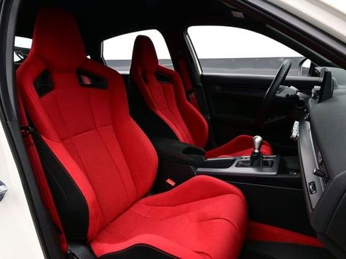 Used 2023 Honda Civic Type R image 17