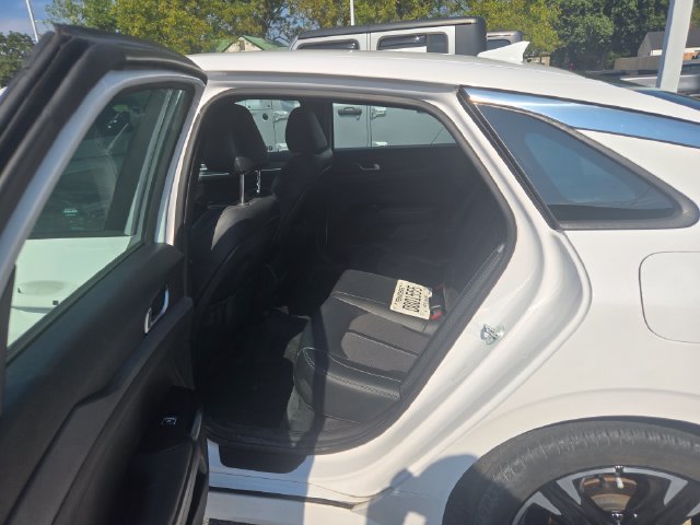 Used 2024 Kia K5 GT-Line w/ GT-Line Premium Package FWD image 18