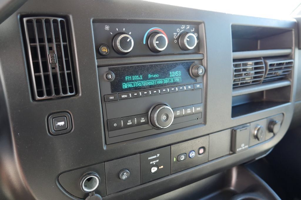 Used 2023 Chevrolet Express 3500 LS RWD image 12