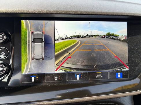 Certified 2023 Buick Envision Avenir AWD/4WD image 19