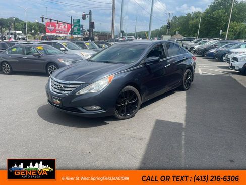 Used 2011 Hyundai Sonata SE FWD image 1