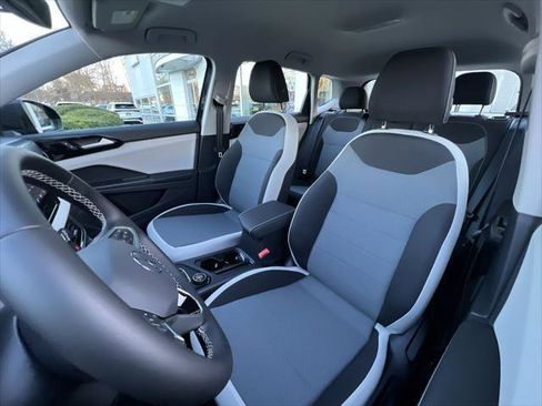 New 2026 Volkswagen Taos S AWD/4WD image 11