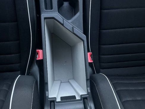 Used 2024 Volkswagen Jetta Sport image 27