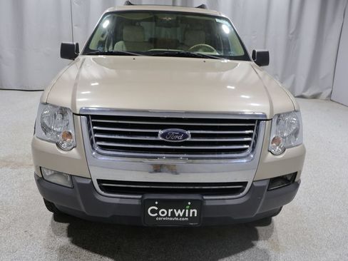 Used 2006 Ford Explorer XLT AWD/4WD image 8
