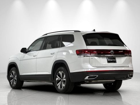 New 2026 Volkswagen Atlas SE FWD image 3