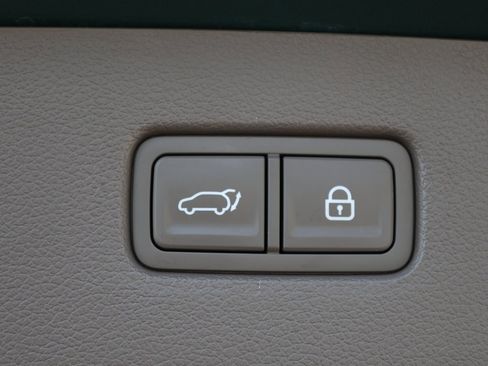 Used 2021 Genesis GV80 2.5T w/ Prestige Package 05 image 9